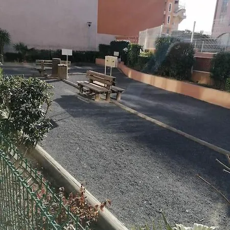 T2 Cap D'agde Avec Balcon *